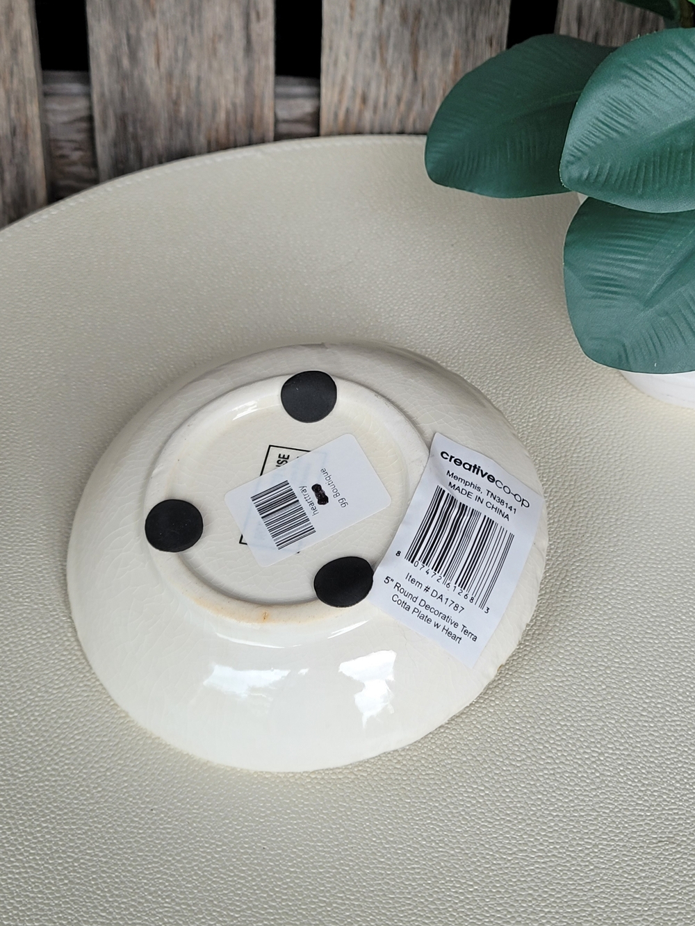 Creative Co-op Cream Terra Cotta 5" Dish with Red Heart Accent - Picture 4 of 4